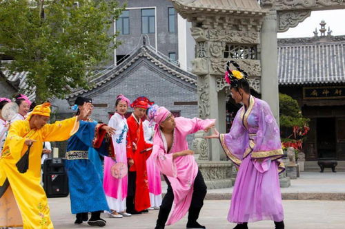中秋节的传统打扮